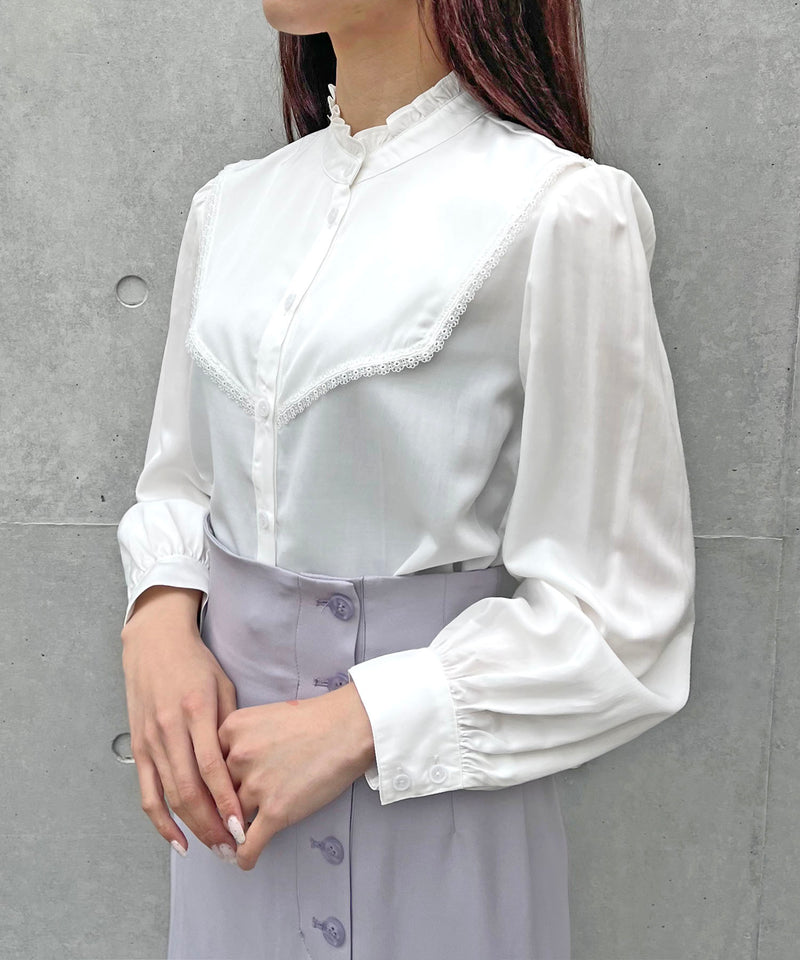square collar blouse