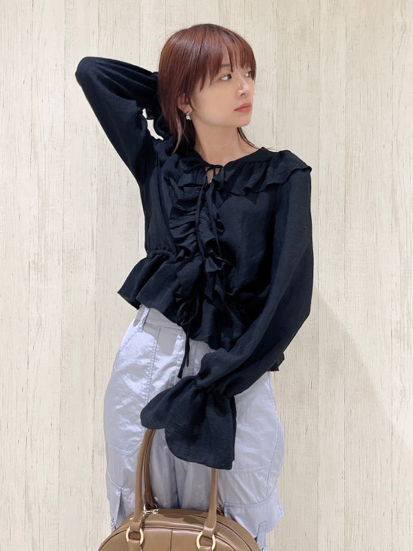 ruffled collar blouse