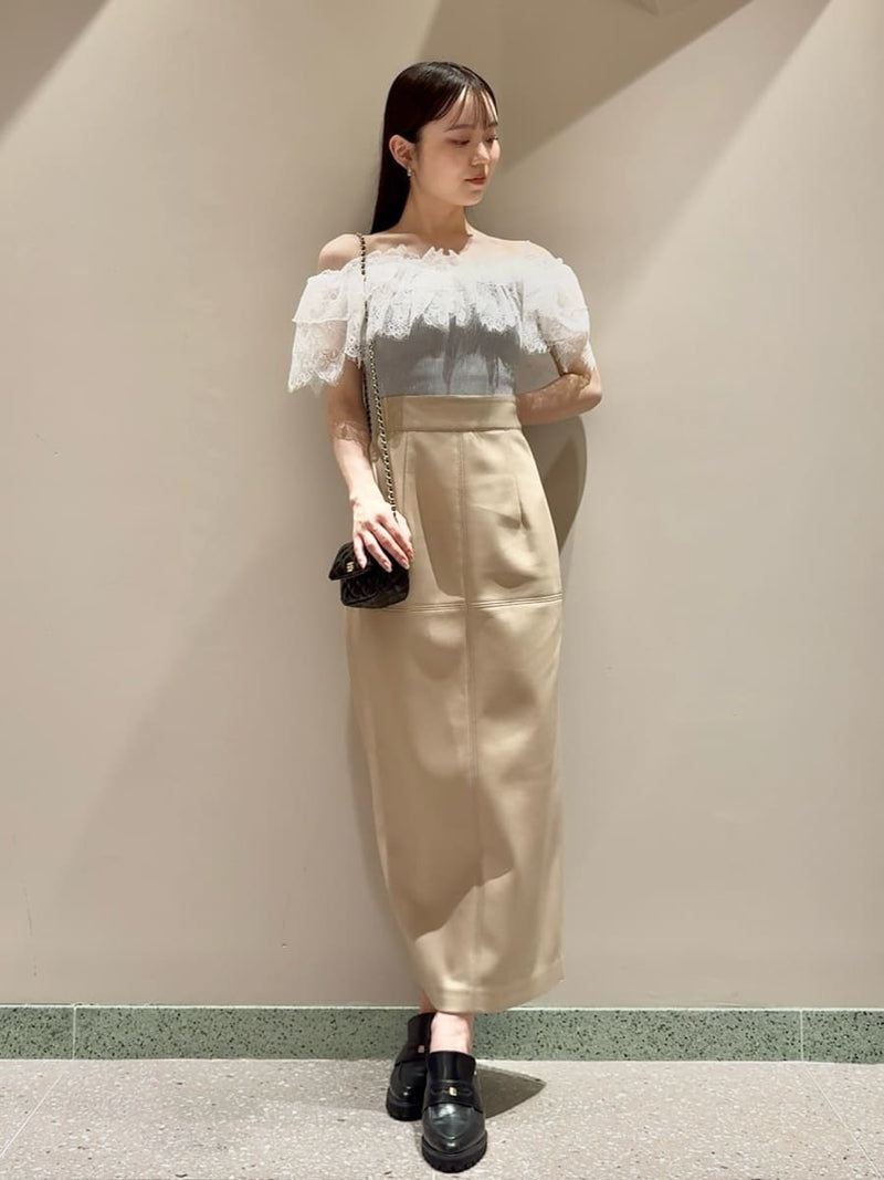 lace-docking knit pullover
