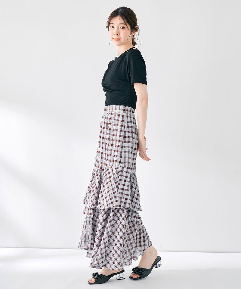 check asymmetrical skirt