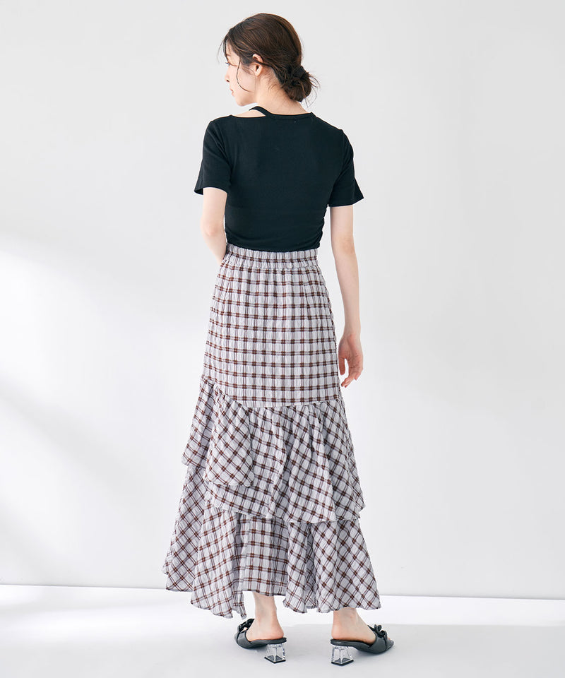 check asymmetrical skirt