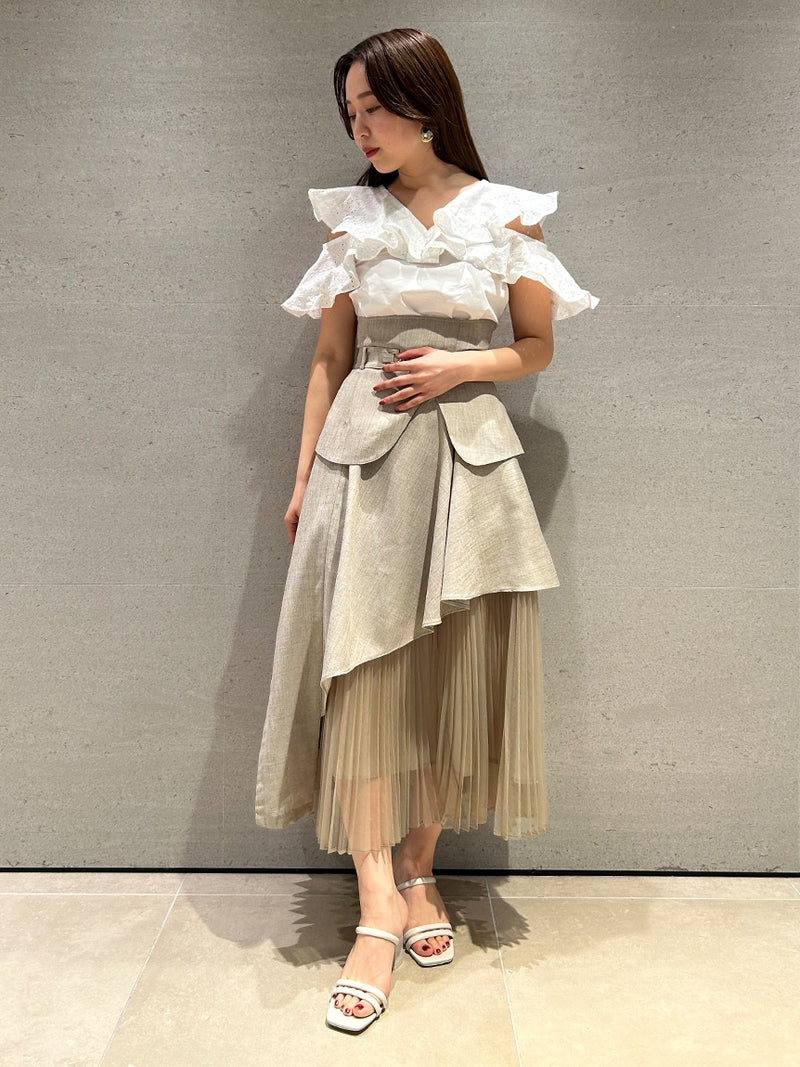 bit pleat switching skirt