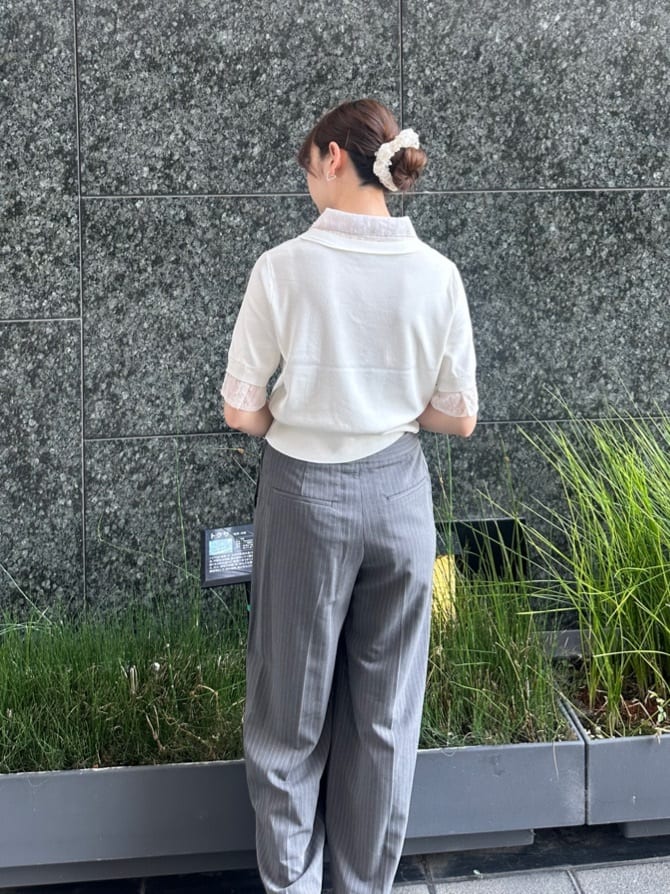 layered design knit