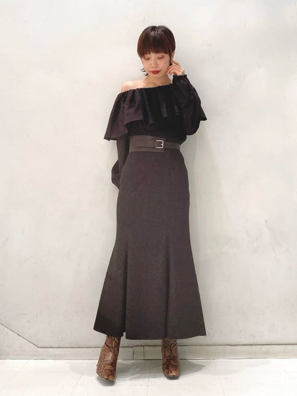 lily embroidery frills 2way top