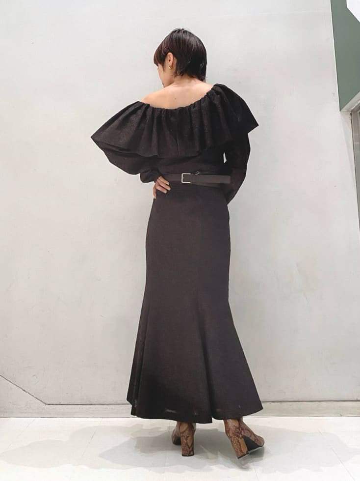 lily embroidery frills 2way top
