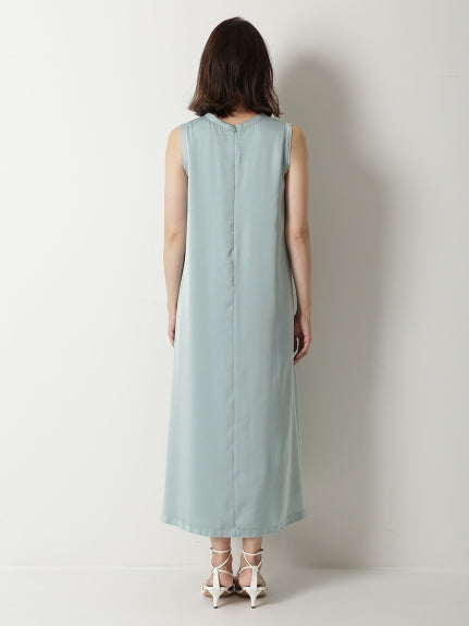 t-shirt like satin maxi dress