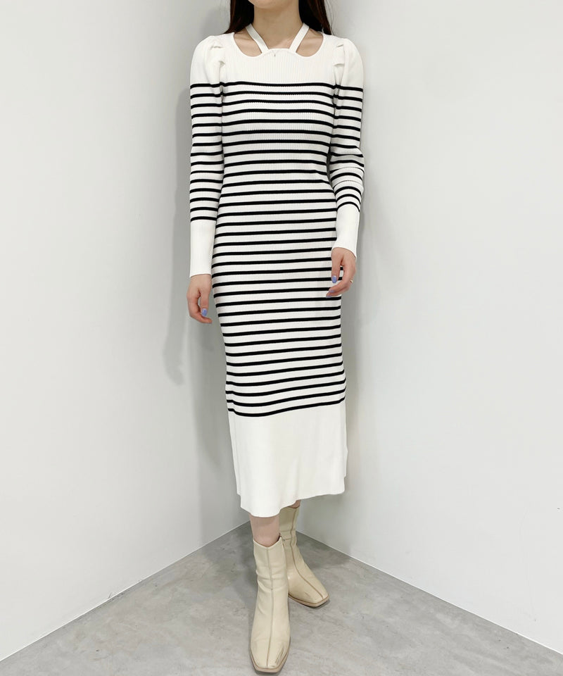curve neck border knit dress