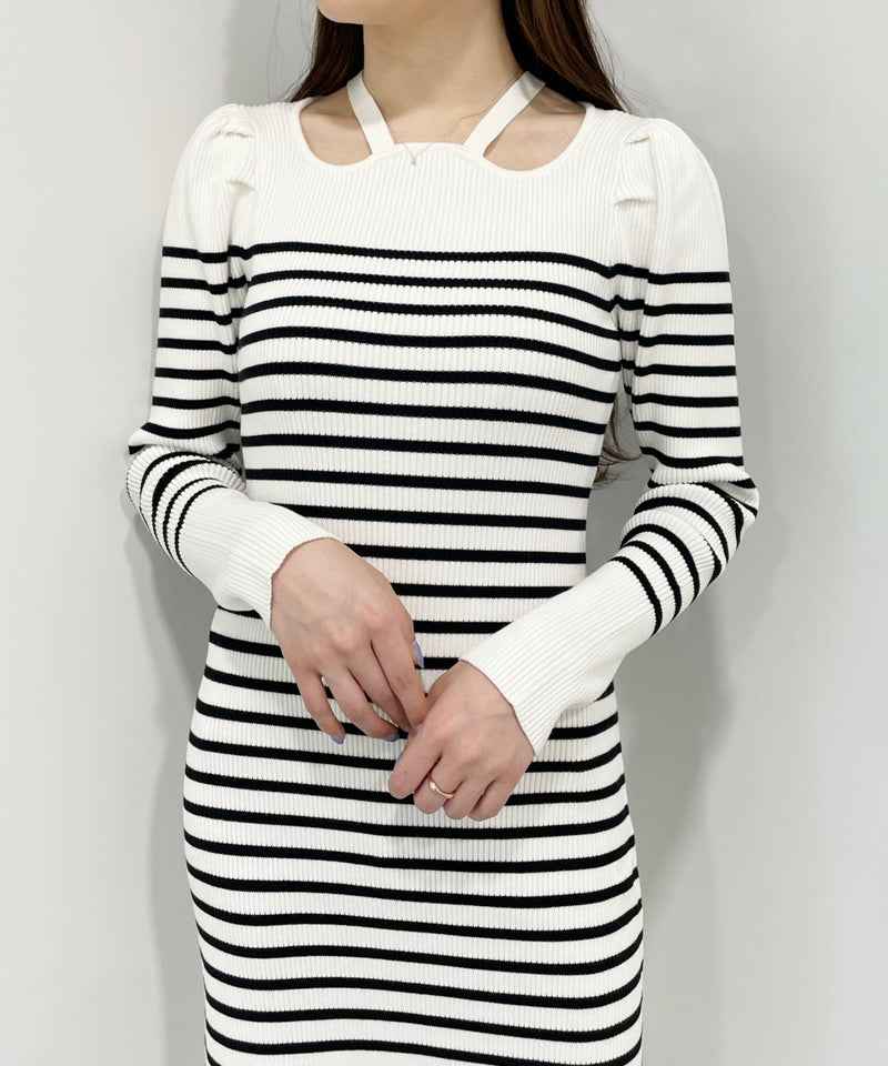 curve neck border knit dress