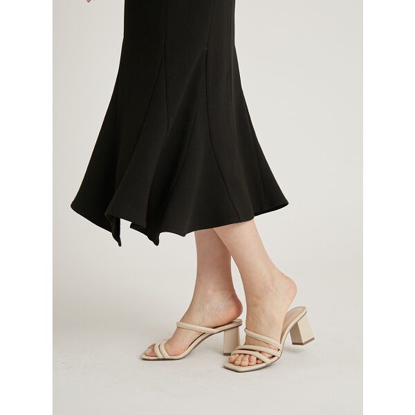 embroidered collar mermaid dress