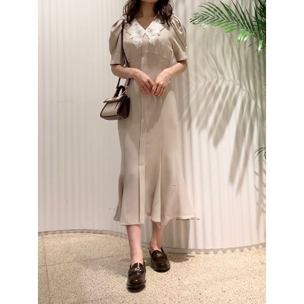 embroidered collar mermaid dress