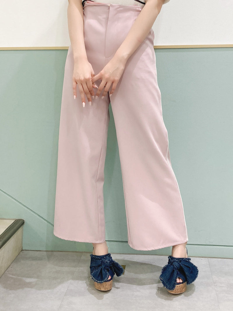 pants with clear suspenders