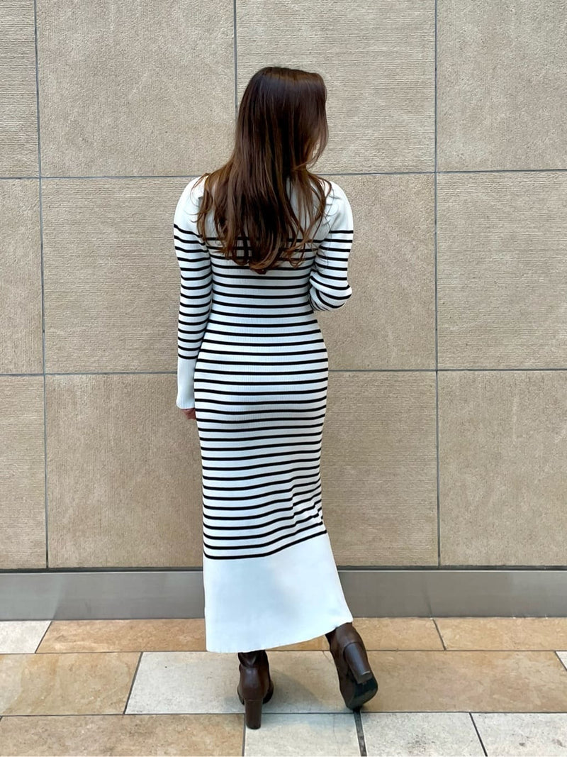 curve neck border knit dress